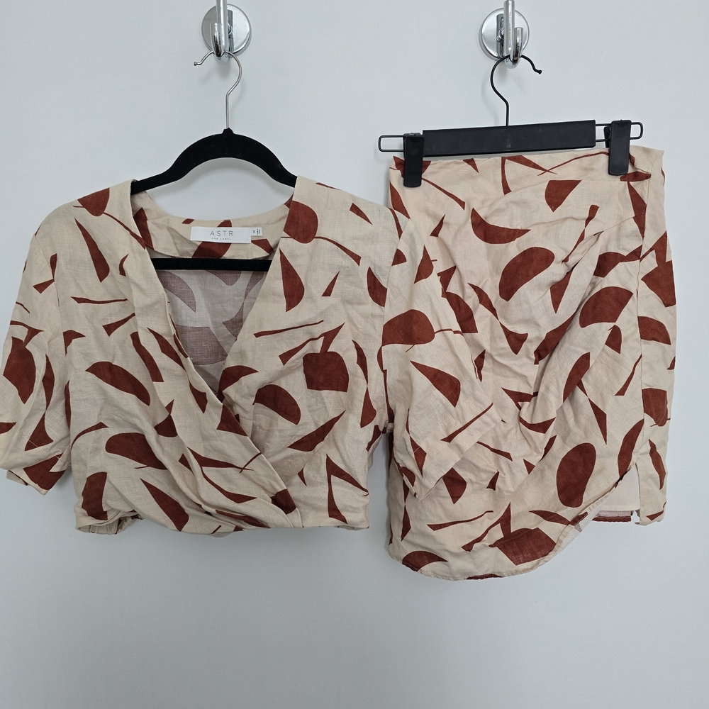 Astr Cream and Brown Patterned Skirt Set
